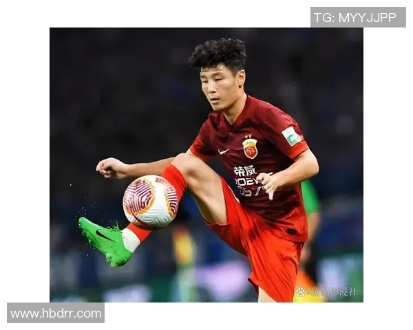 武磊中超赛场梅开二度助球队逆转胜利展现超强实力