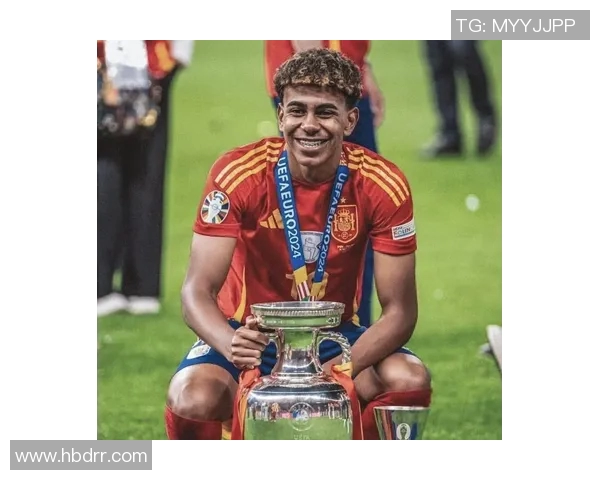 姆巴佩16岁亚马尔展现天赋，引发足球界瞩目